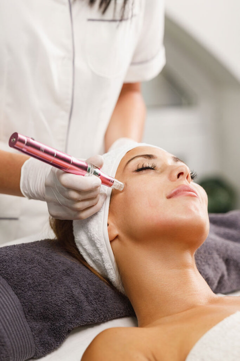 Tratamiento Micro Glow con Dermapen